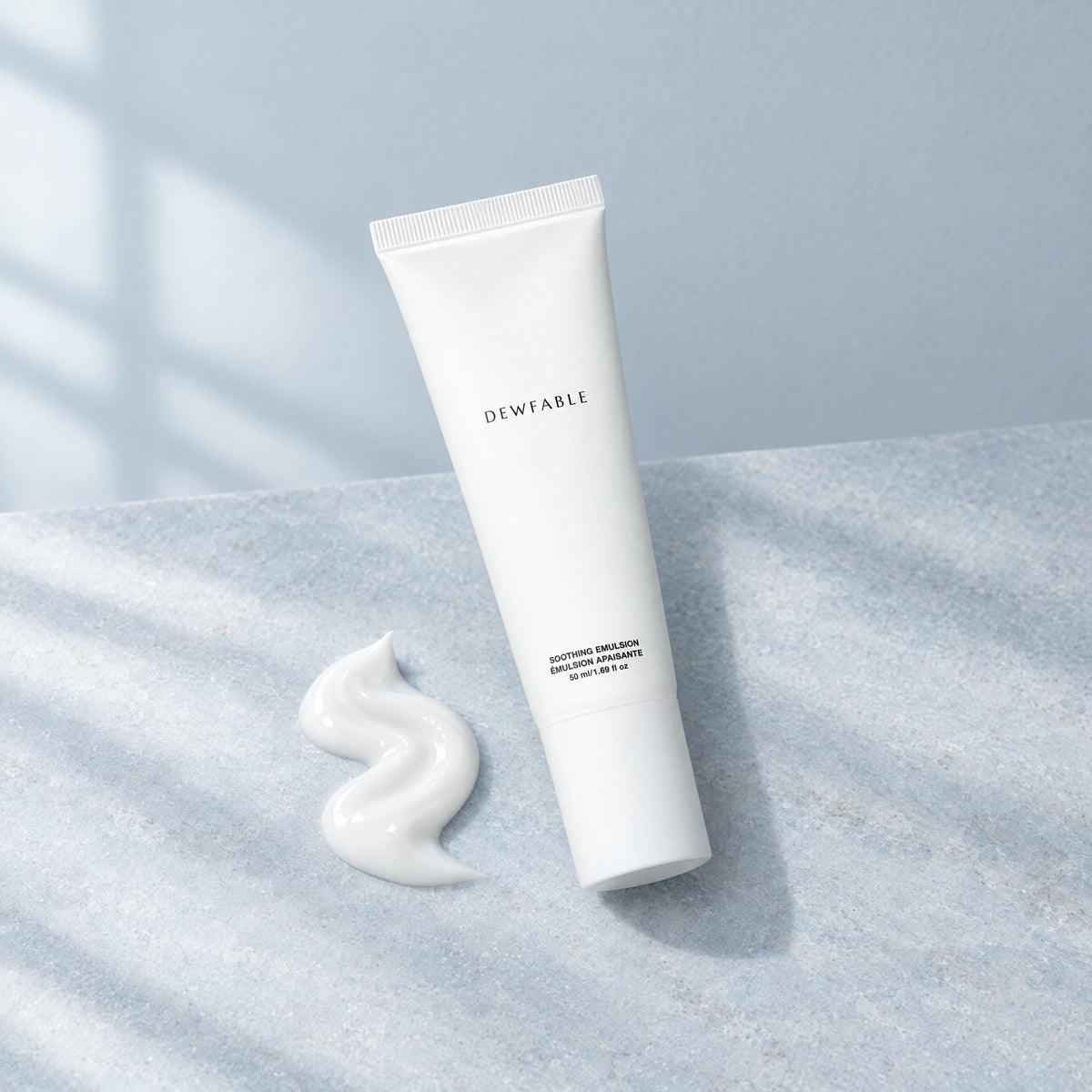 Soothing Emulsion with a swirl of light cream