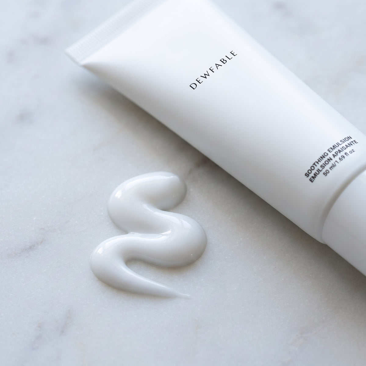 A silky swirl of Soothing Emulsion